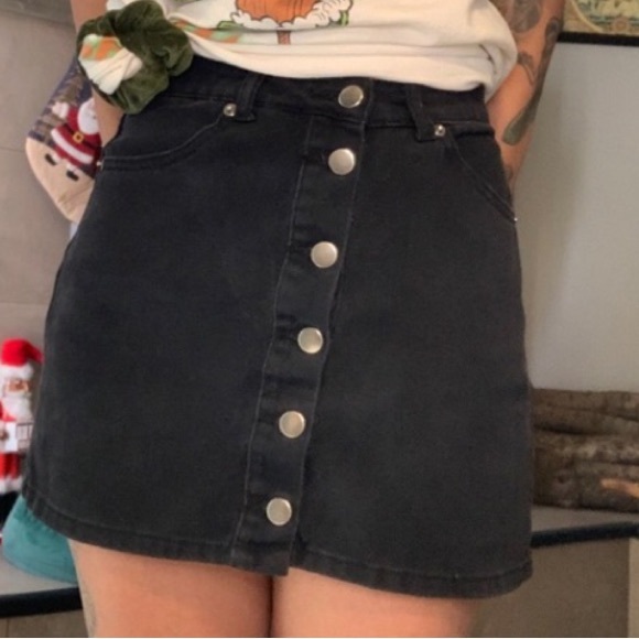Forever 21 Black Denim Mini skirt size 29 medium Jean skirt - Picture 7 of 10